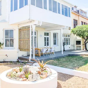the-bay-house.hotels-capetown.com/
